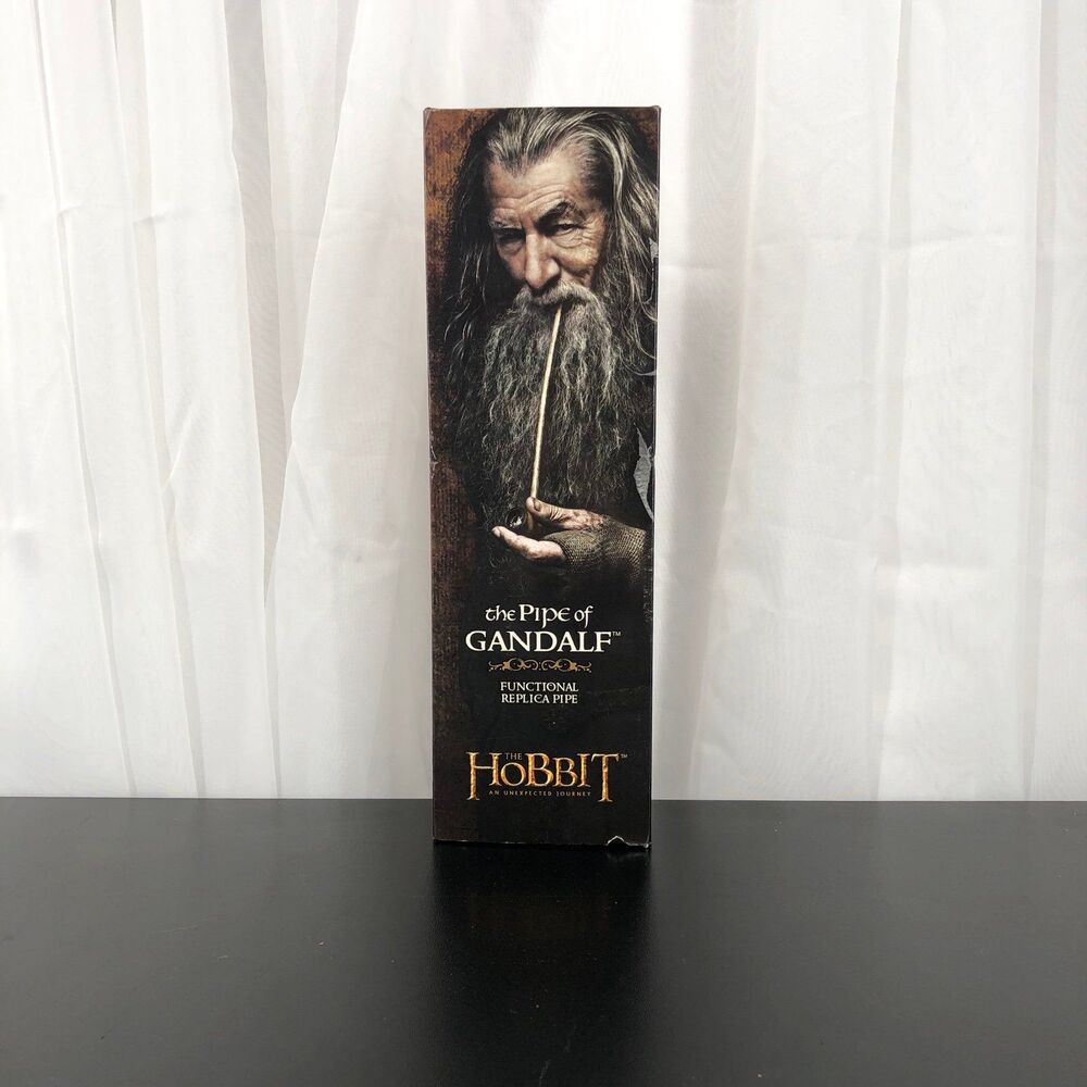 The Noble Collection The Hobbit Gandalf Replica 9in (23cm) Functional Prop LOTR